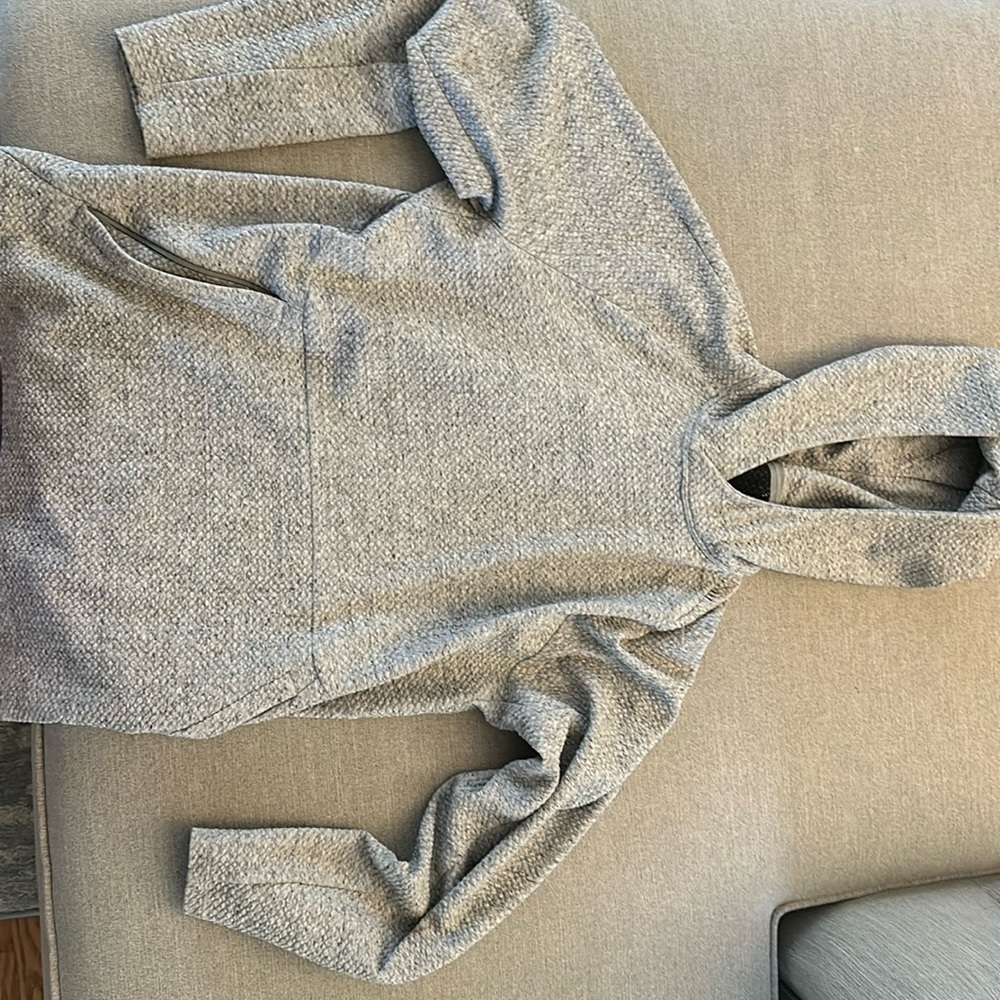 Men’s Lululemon Sweatshirt Gray medium
